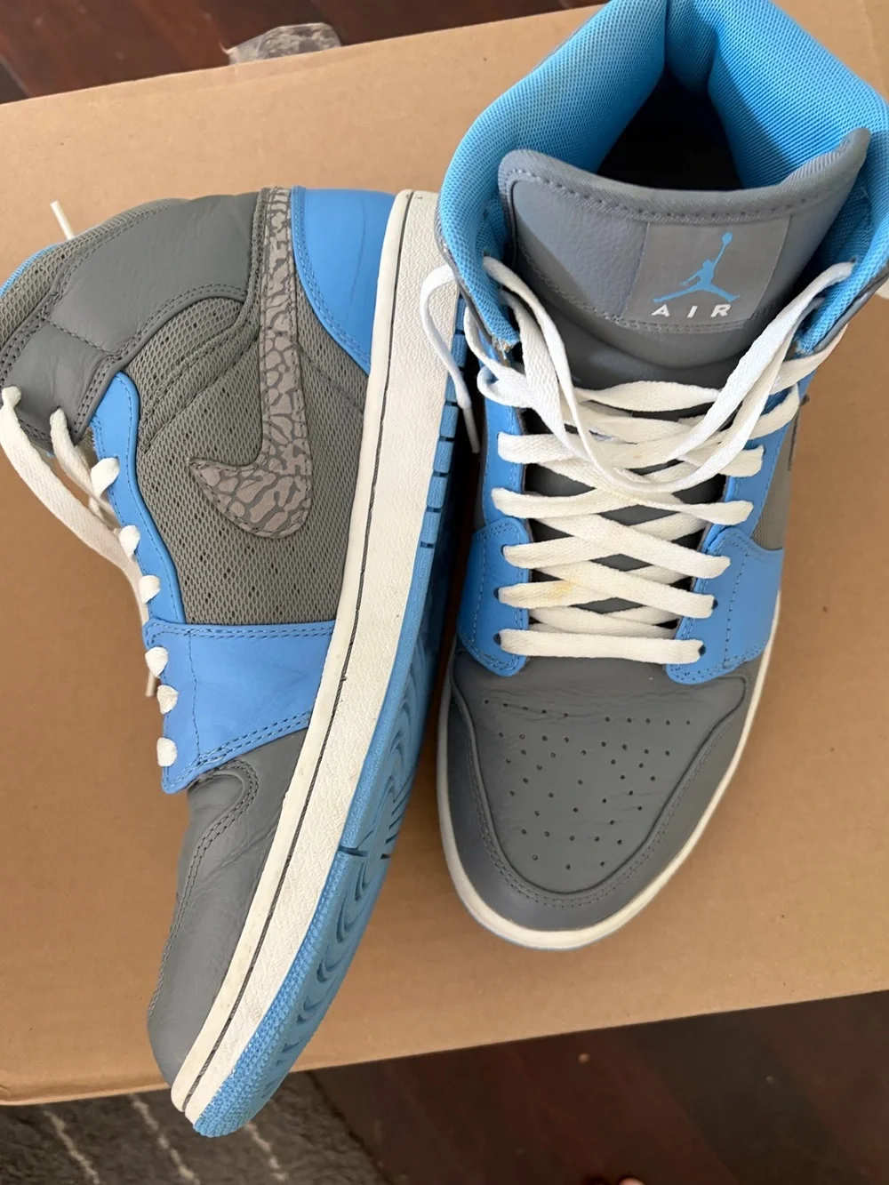 Nike Air Jordan 1 Retro Phat UNC 2011